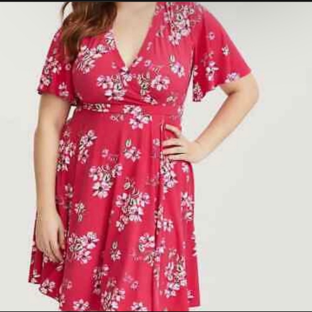 Torrid raspberry pink floral faux wrap dress size 3x